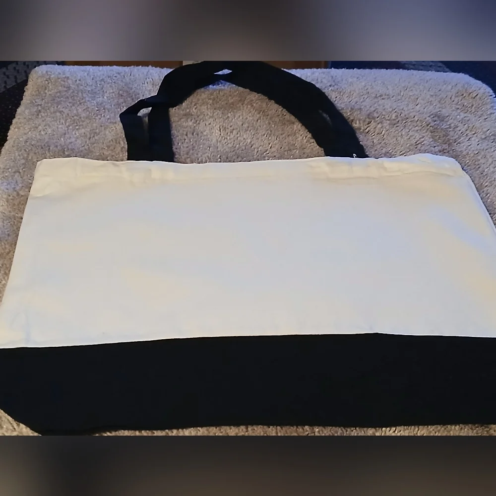 Cute Cat Tote Bag - Black and White With Zipper.